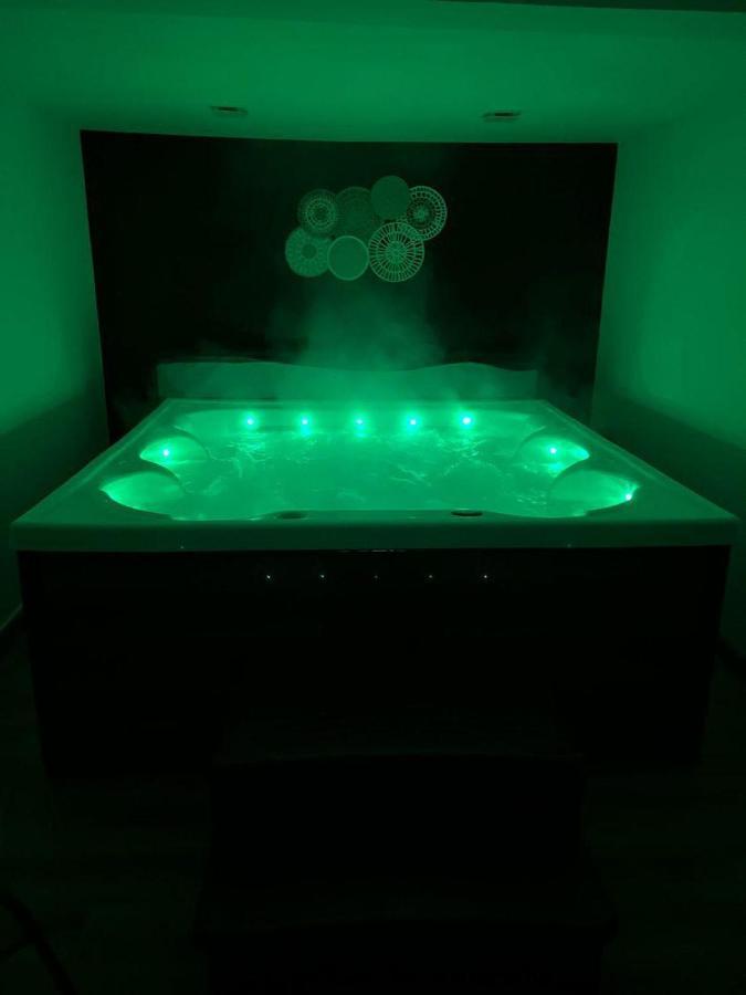 Arrest Roulotte La Boheme Est Son Spa En Baie De Somme מראה חיצוני תמונה